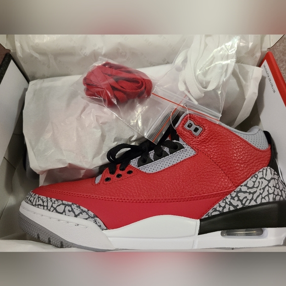 BNDS Air Jordan 3 - Picture 2 of 4
